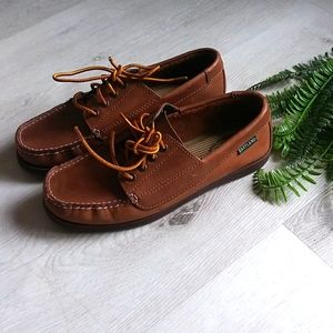 Eastland Falmouth Tan Leather Boat Shoes lace up